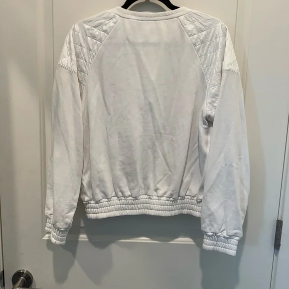 Chanel jacket henley, women's size M with defect - Picture 8 of 9